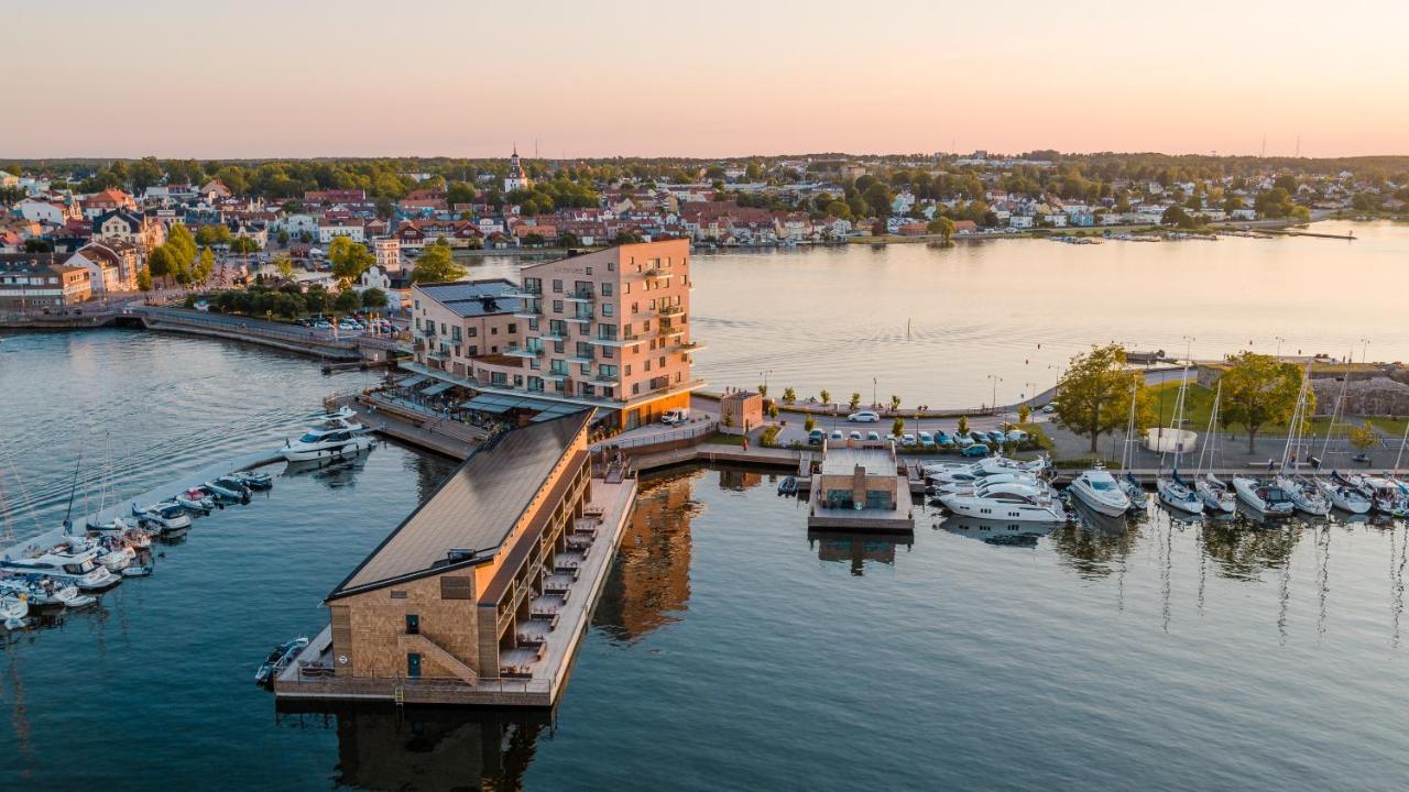 Slottsholmen Hotell Och Restaurang Västervik المظهر الخارجي الصورة