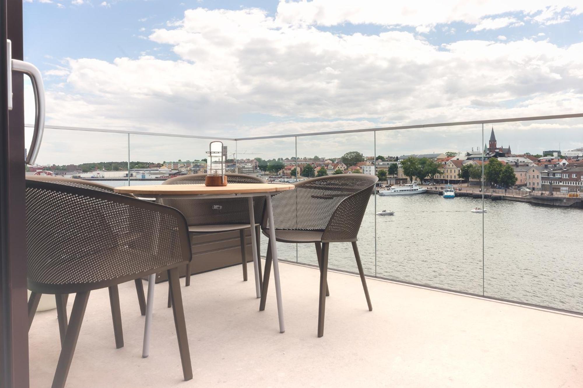 Slottsholmen Hotell Och Restaurang Västervik المظهر الخارجي الصورة